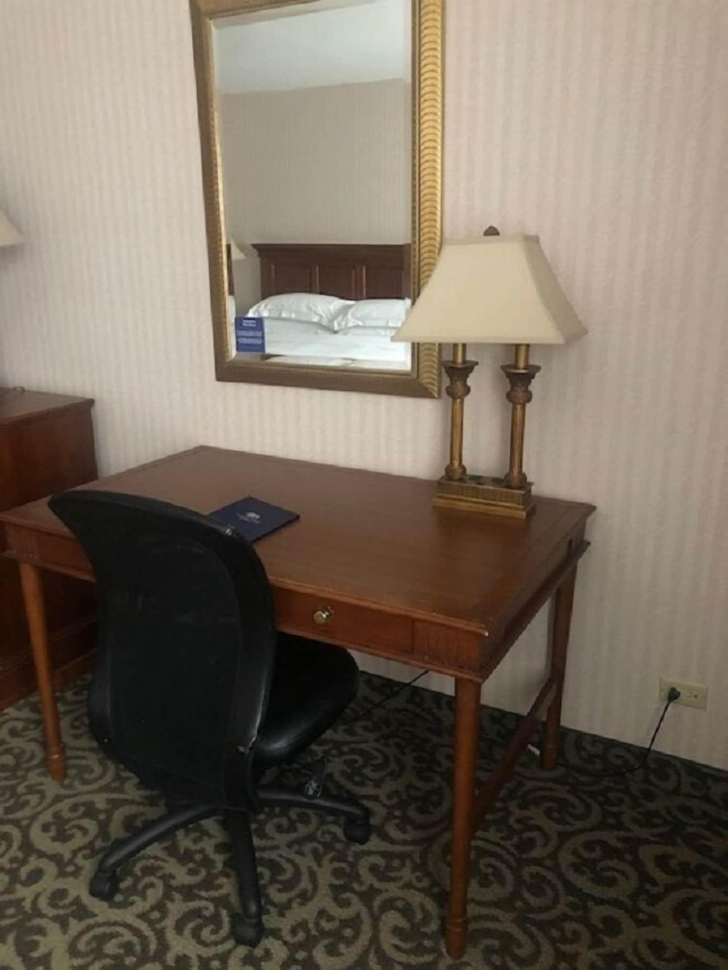 Doubletree By Hilton Lisle Naperville מראה חיצוני תמונה