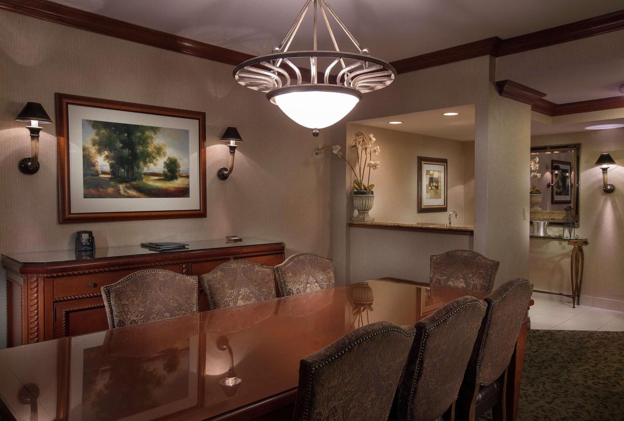 Doubletree By Hilton Lisle Naperville מראה חיצוני תמונה