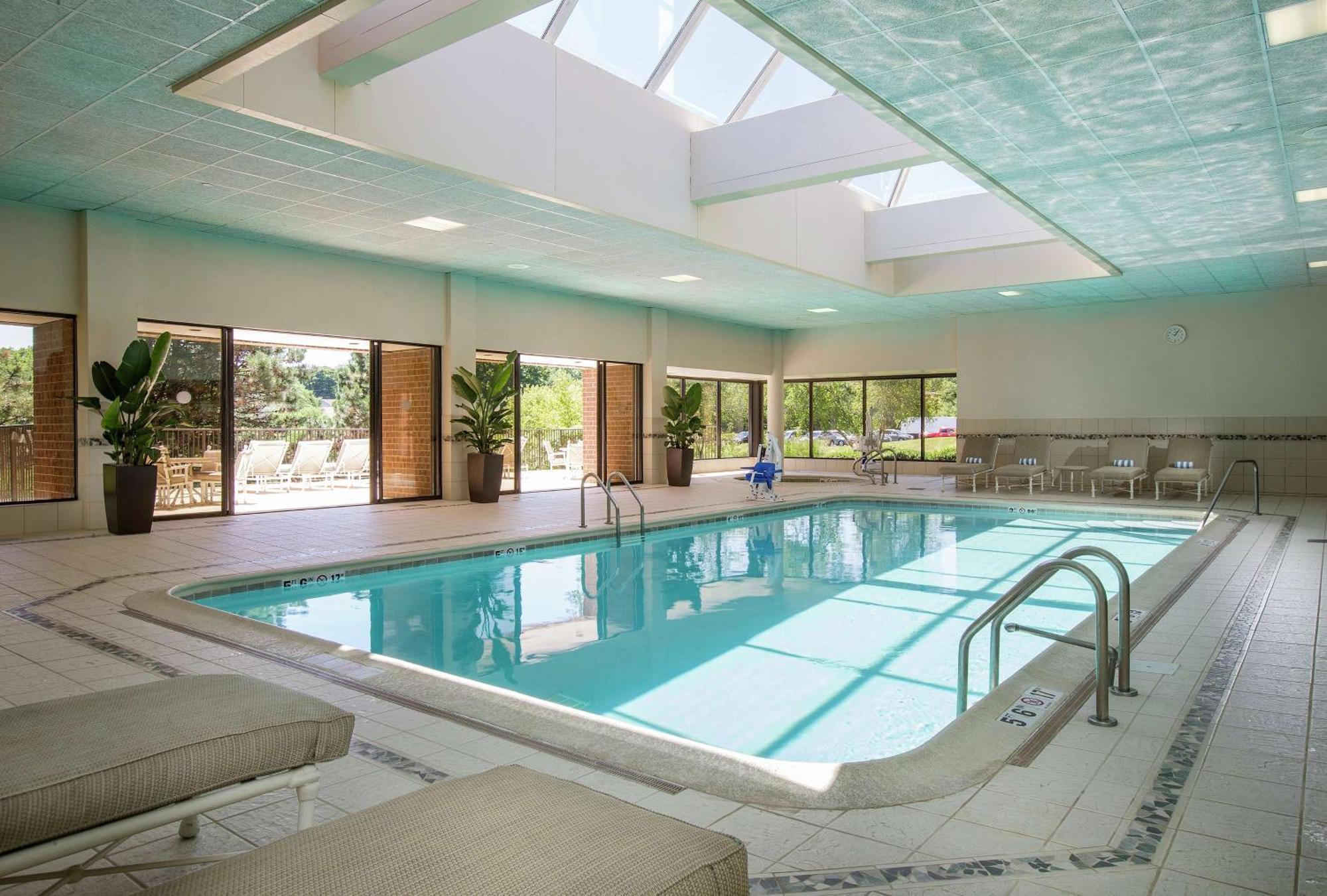 Doubletree By Hilton Lisle Naperville מראה חיצוני תמונה