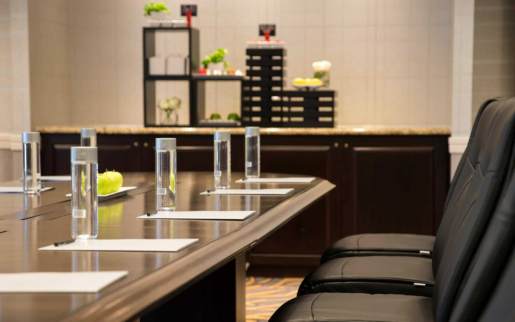 Doubletree By Hilton Lisle Naperville מראה חיצוני תמונה